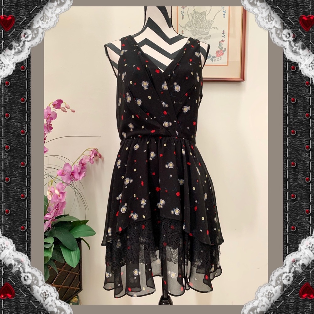 BCBGeneration Lace Inserted Ruffle Floral Dress - Picture 2 of 11